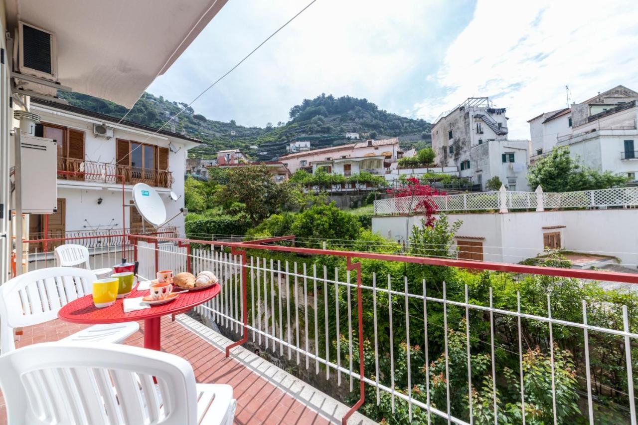 Osolemiohouse Apartment Minori Luaran gambar