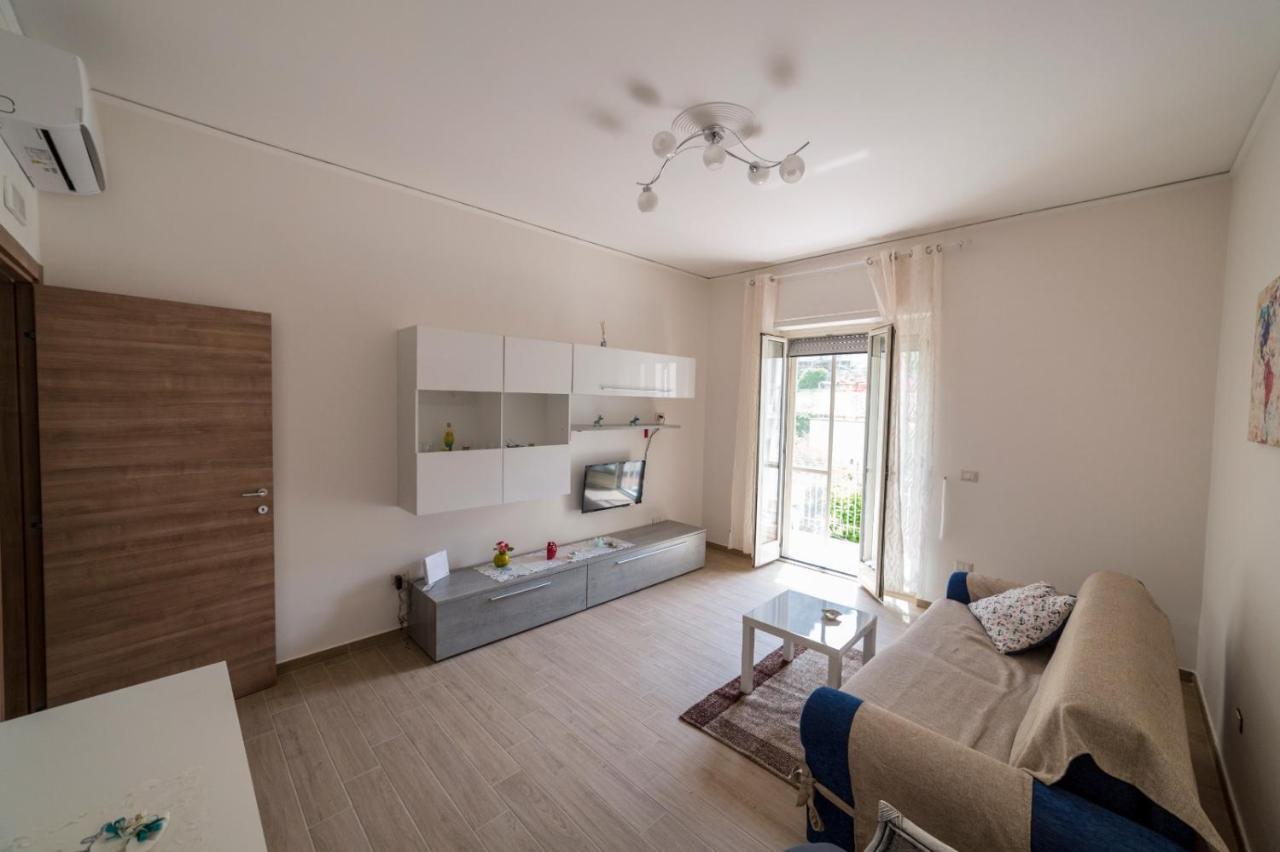 Osolemiohouse Apartment Minori Luaran gambar