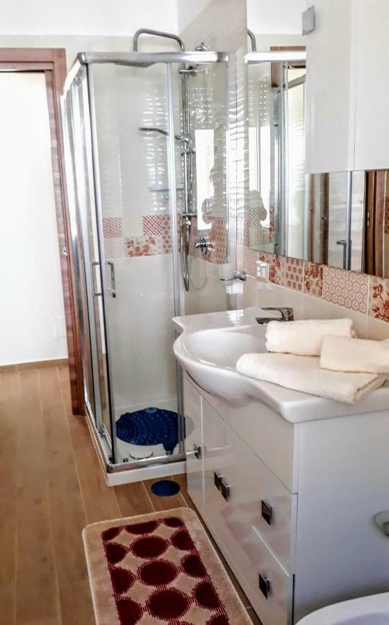 Osolemiohouse Apartment Minori Luaran gambar